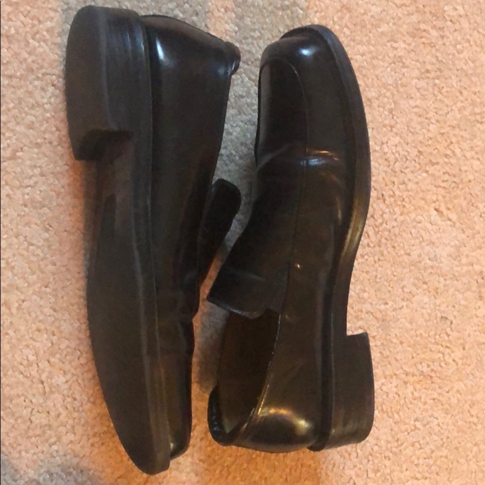 Men’s slip ons